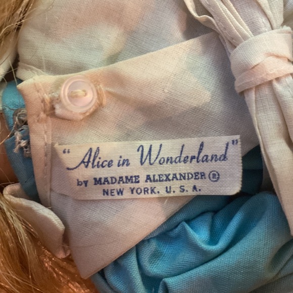 Vintage! MADAME ALEXANDER Doll - Alice in Wonderland, 13”, #1552 - Picture 3 of 8